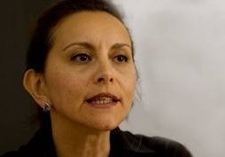 Emna Mnif, Oum Zyed et Jinen Liman. Trois femmes au front