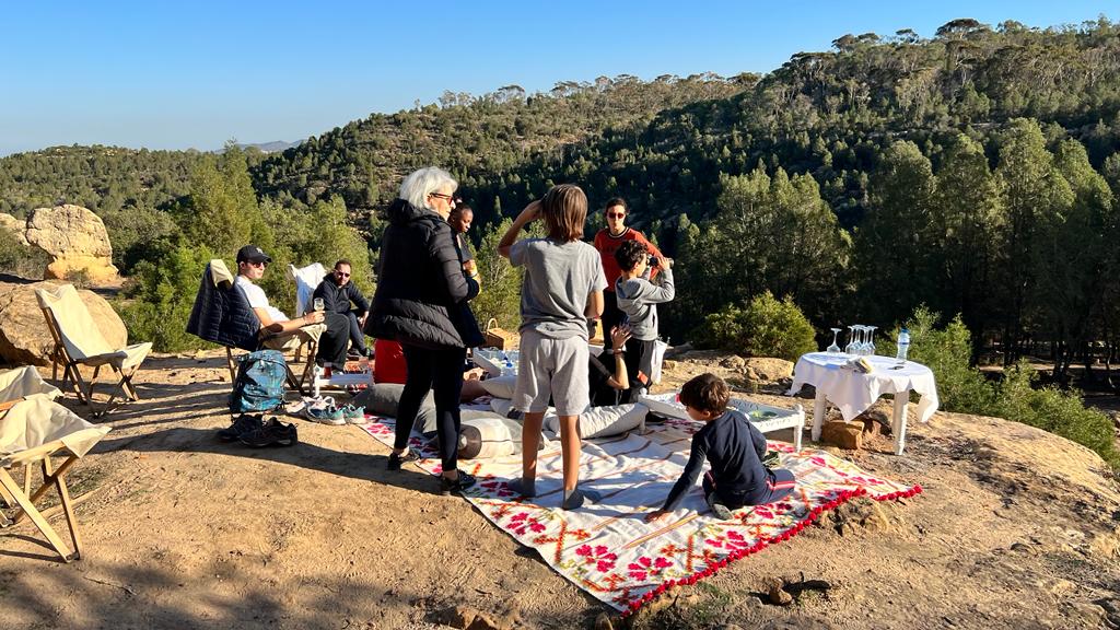 pique nique hammamet, marche , marcher autour de hammamet, randoneé, pdar jbel randoneé, ique nique, grand air avec les enfants,